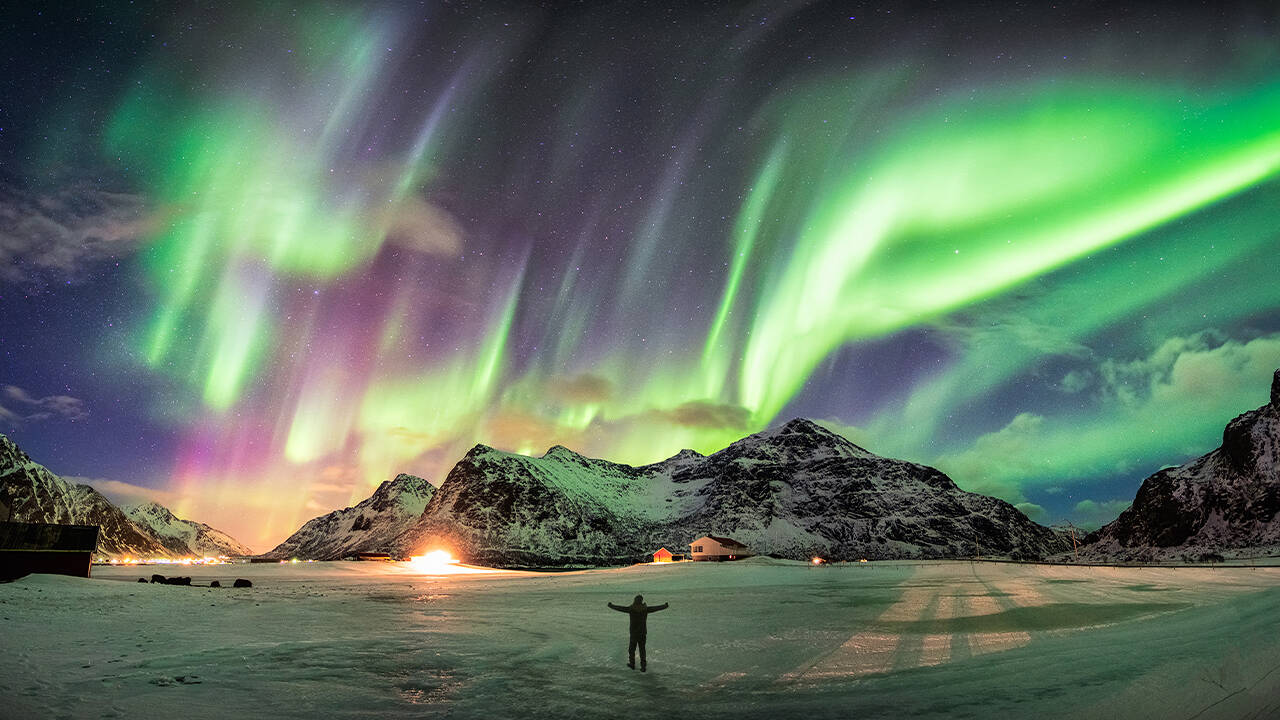 Northern Lights Hunt tour in Iceland
